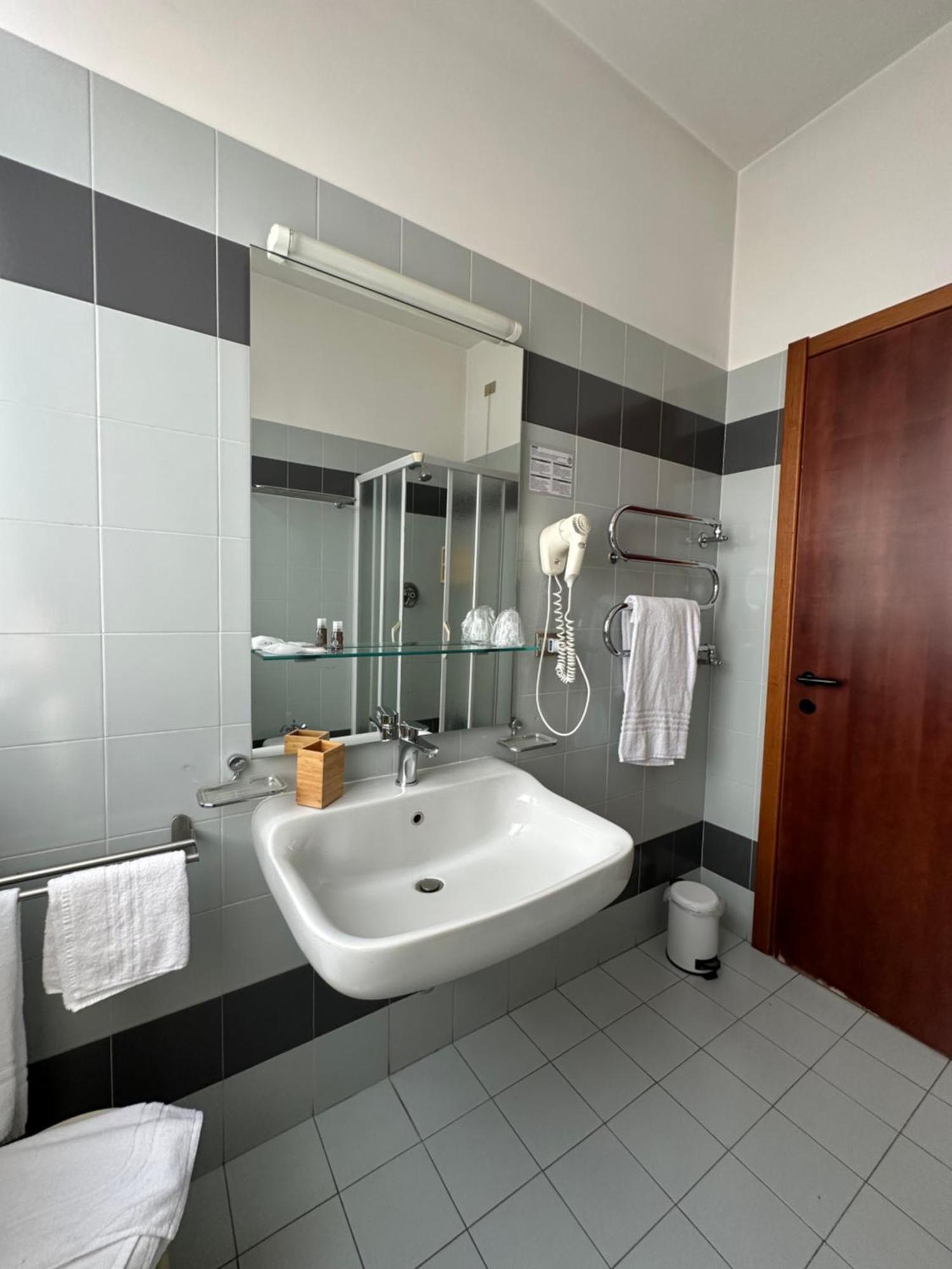 Hotel Griselda Saluzzo Εξωτερικό φωτογραφία
