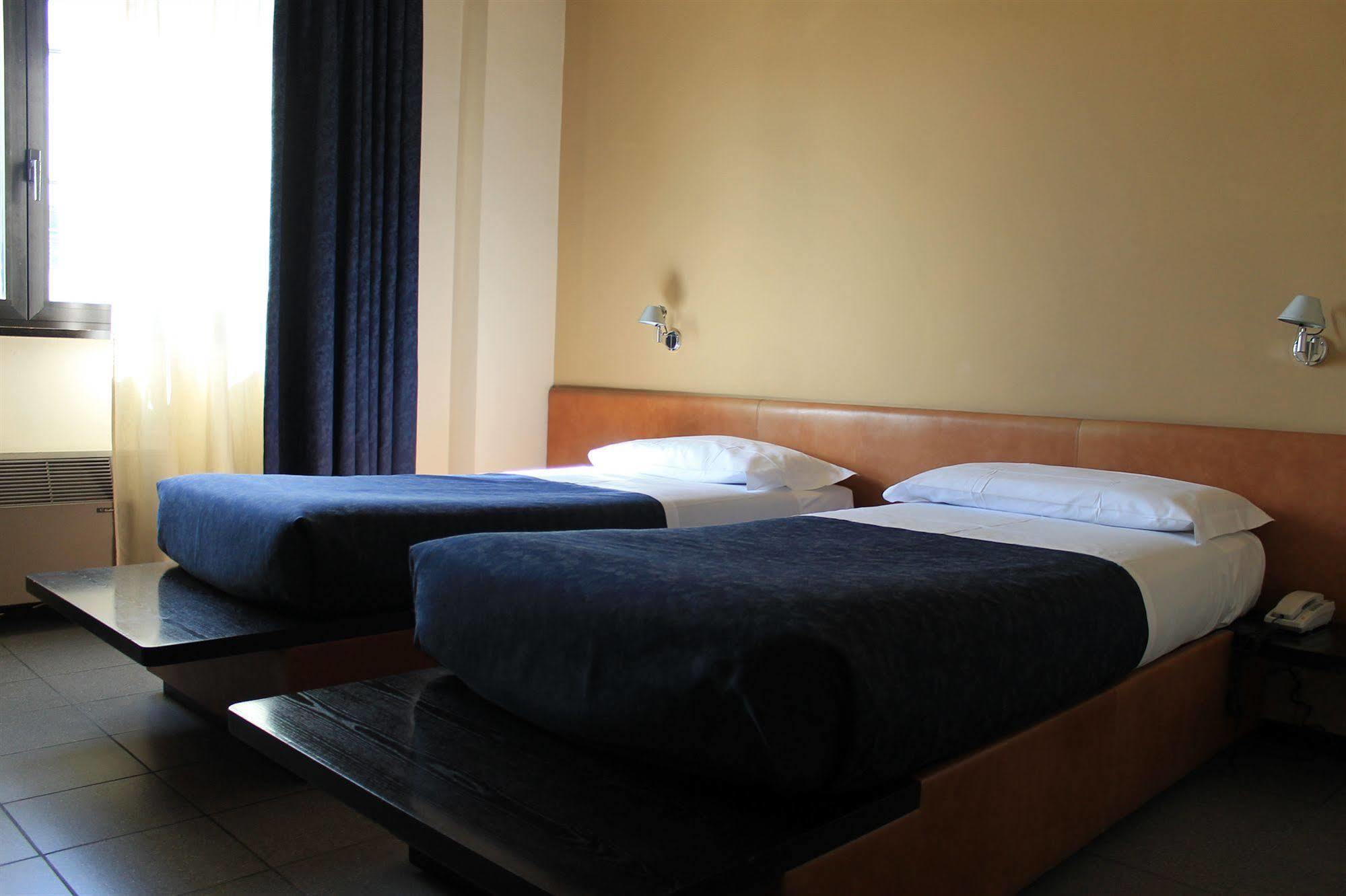 Hotel Griselda Saluzzo Εξωτερικό φωτογραφία